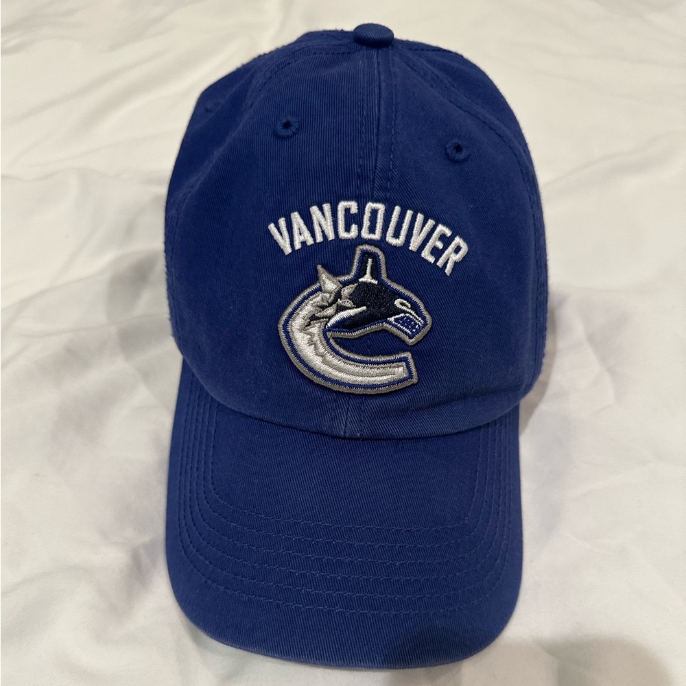 Vancouver Canucks ‘47 hat